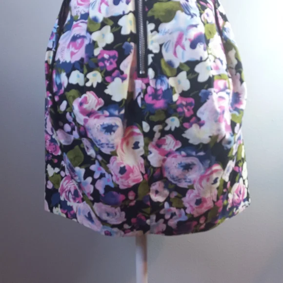 H & M - Picture 5 of 8